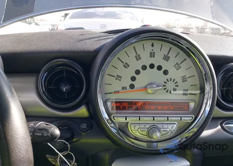 2009 Mini Cooper S Clubman из США, поврежденный, VIN WMWMM335X9TP90477